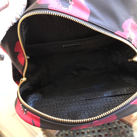 NWT Kate spade ♠️ large Wilson Road Poppy Backpack - Picture 6 of 8